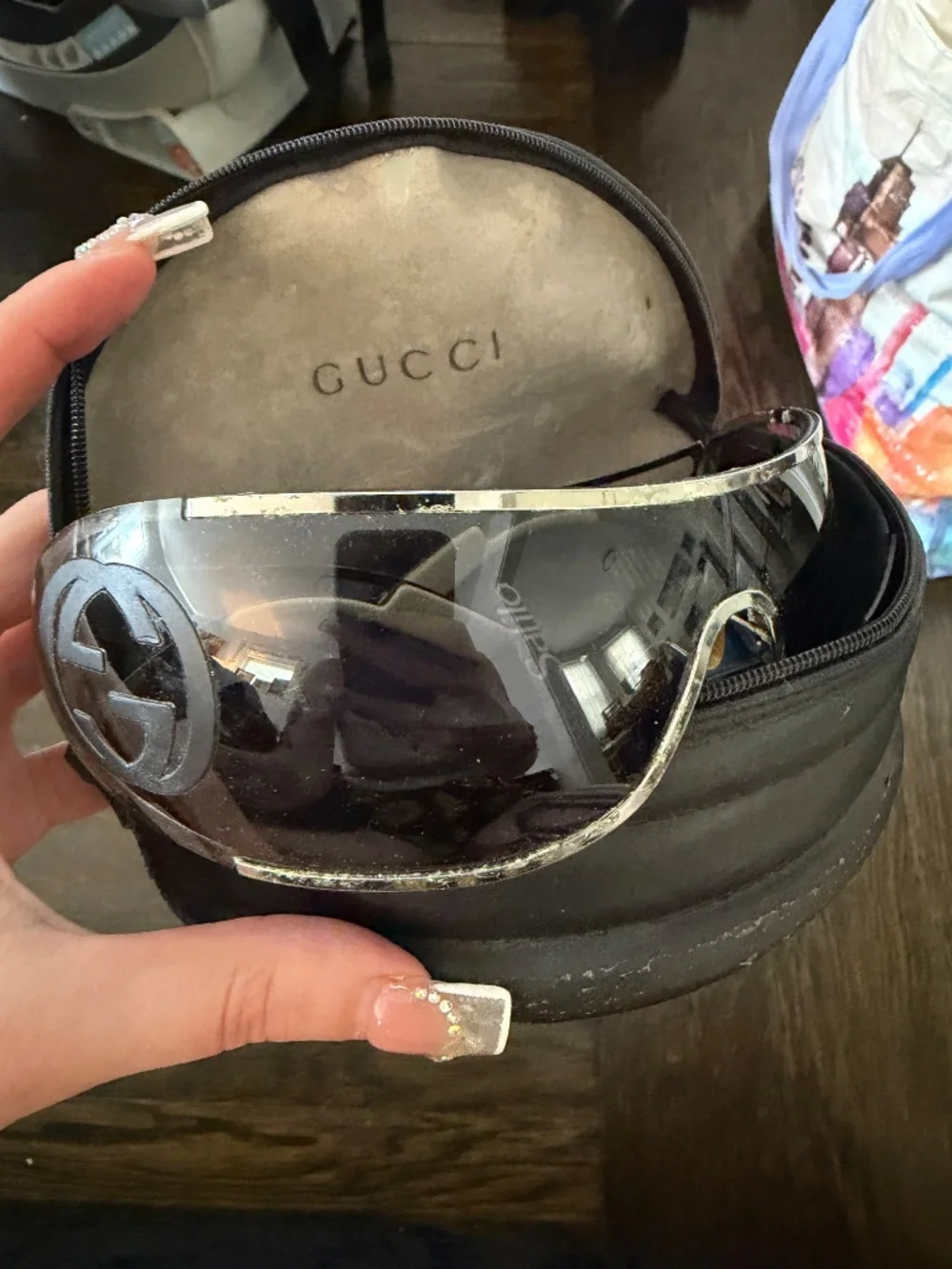 Vintage Gucci Y2K Shield Sunglasses | Made in Italy | Case + Safilo Booklet